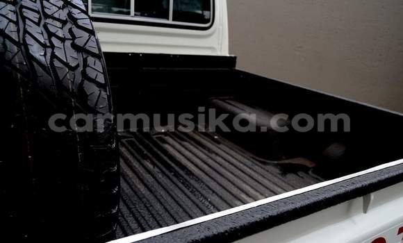 Tenga Tsaru Toyota Land Cruiser Chena Mota in Harare in Harare Tenga Tsaru Toyota Land Cruiser Chena Mota in Harare in Harare