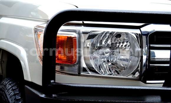 Tenga Tsaru Toyota Land Cruiser Chena Mota in Harare in Harare Tenga Tsaru Toyota Land Cruiser Chena Mota in Harare in Harare