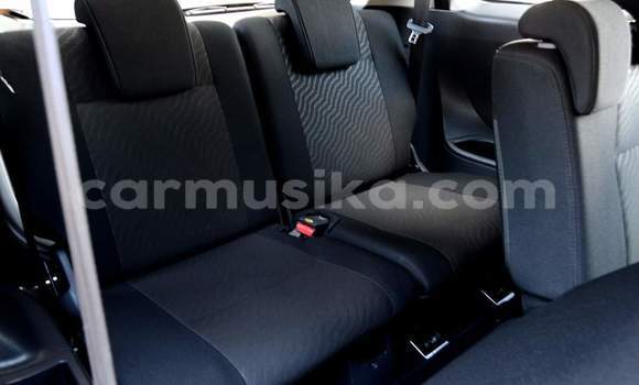 Acheter Occasion Voiture Toyota Avanza Blanc à Harare, Harare Acheter Occasion Voiture Toyota Avanza Blanc à Harare, Harare