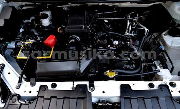 Acheter Occasion Voiture Toyota Avanza Blanc à Harare, Harare Acheter Occasion Voiture Toyota Avanza Blanc à Harare, Harare