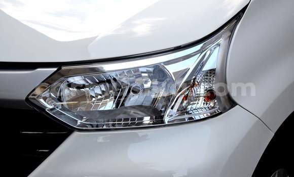 Acheter Occasion Voiture Toyota Avanza Blanc à Harare, Harare Acheter Occasion Voiture Toyota Avanza Blanc à Harare, Harare
