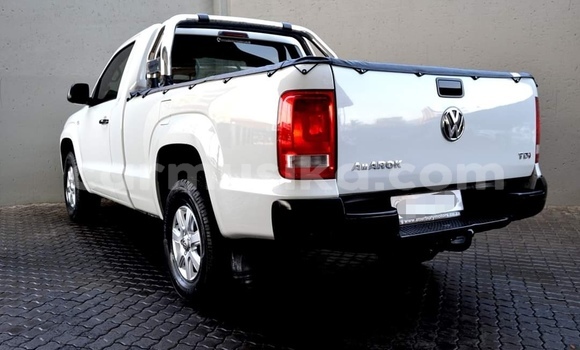 Buy Used Volkswagen Amarok White Car in Harare in Harare Buy Used Volkswagen Amarok White Car in Harare in Harare