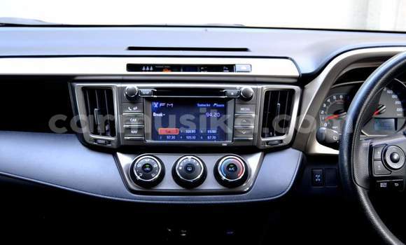 Tenga Tsaru Toyota RAV4 Chena Mota in Harare in Harare Tenga Tsaru Toyota RAV4 Chena Mota in Harare in Harare