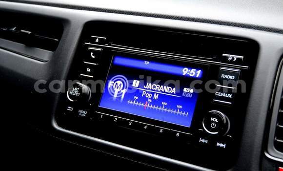 Buy Used Honda HR–V White Car in Harare in Harare Buy Used Honda HR–V White Car in Harare in Harare