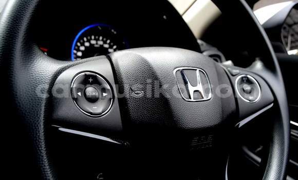 Buy Used Honda HR–V White Car in Harare in Harare Buy Used Honda HR–V White Car in Harare in Harare