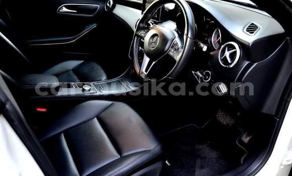 Tenga Tsaru Mercedes‒Benz CLA-klasse Chena Mota in Harare in Harare Tenga Tsaru Mercedes‒Benz CLA-klasse Chena Mota in Harare in Harare