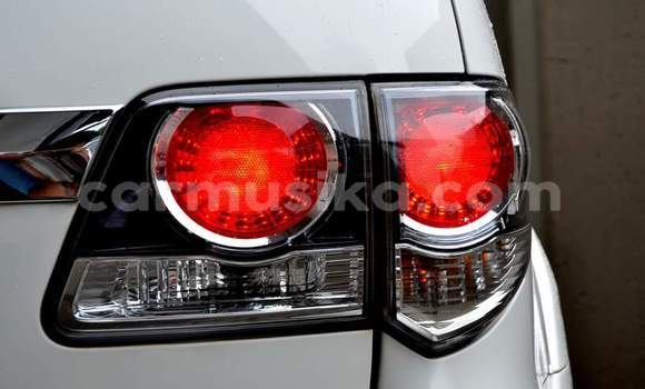 Buy Used Toyota Fortuner White Car in Harare in Harare Buy Used Toyota Fortuner White Car in Harare in Harare