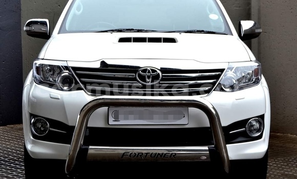 Buy Used Toyota Fortuner White Car in Harare in Harare Buy Used Toyota Fortuner White Car in Harare in Harare