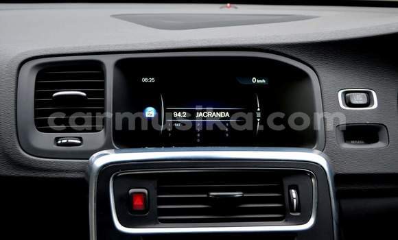 Buy Used Volvo S60 White Car in Harare in Harare Buy Used Volvo S60 White Car in Harare in Harare