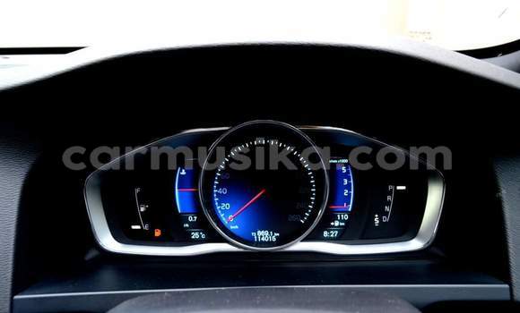 Buy Used Volvo S60 White Car in Harare in Harare Buy Used Volvo S60 White Car in Harare in Harare