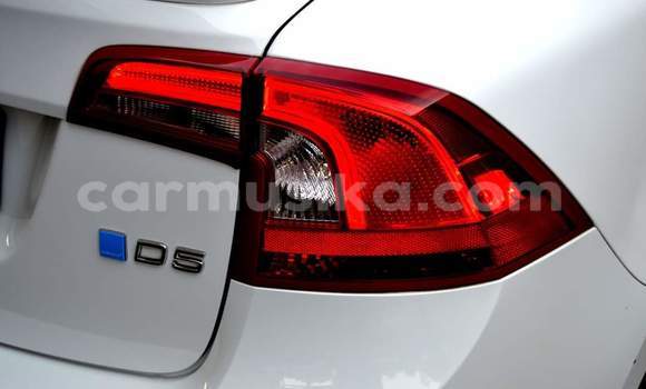 Buy Used Volvo S60 White Car in Harare in Harare Buy Used Volvo S60 White Car in Harare in Harare