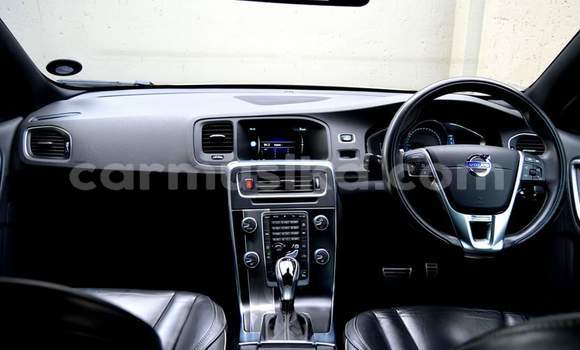 Tenga Tsaru Volvo S60 Chena Mota in Harare in Harare Tenga Tsaru Volvo S60 Chena Mota in Harare in Harare