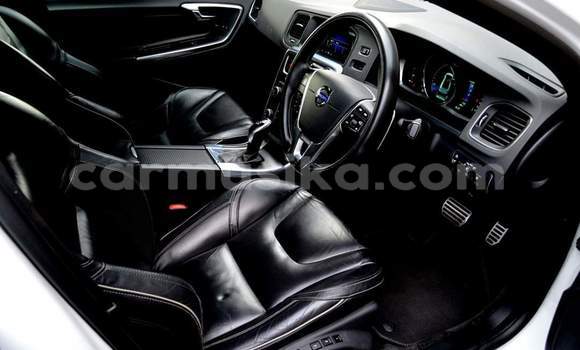 Tenga Tsaru Volvo S60 Chena Mota in Harare in Harare Tenga Tsaru Volvo S60 Chena Mota in Harare in Harare