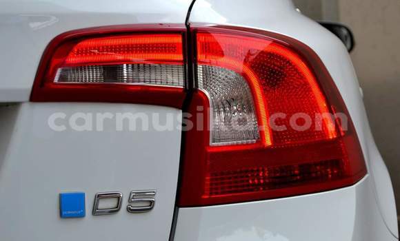 Tenga Tsaru Volvo S60 Chena Mota in Harare in Harare Tenga Tsaru Volvo S60 Chena Mota in Harare in Harare