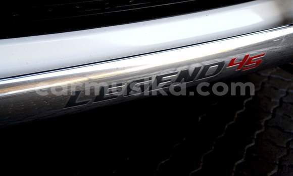 Tenga Tsaru Toyota Hilux Chena Mota in Harare in Harare Tenga Tsaru Toyota Hilux Chena Mota in Harare in Harare