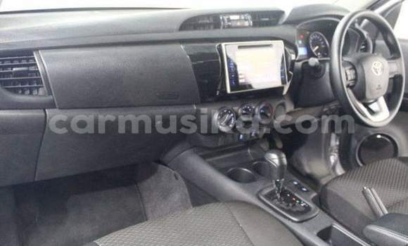 Tenga Tsaru Toyota Hilux Sirivha Mota in Harare in Harare Tenga Tsaru Toyota Hilux Sirivha Mota in Harare in Harare