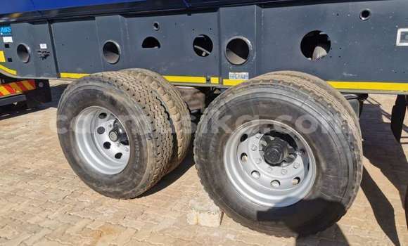 Acheter Occasion Utilitaire Isuzu FTR 850 Vert à Beitbridge, Matabeleland South Acheter Occasion Utilitaire Isuzu FTR 850 Vert à Beitbridge, Matabeleland South