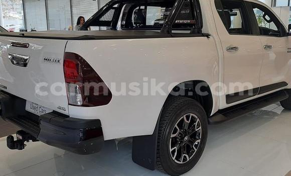 Nunua Ilio tumika Toyota Hilux Nyeupe Gari ndani ya Beitbridge nchini Matabeleland Kusini Nunua Ilio tumika Toyota Hilux Nyeupe Gari ndani ya Beitbridge nchini Matabeleland Kusini