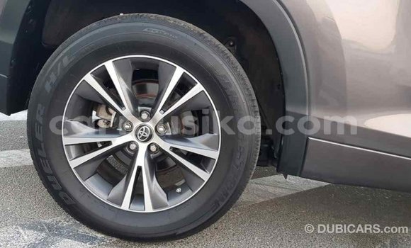 Tenga Imported Toyota Highlander Zvimwe Mota in Import - Dubai in Harare Tenga Imported Toyota Highlander Zvimwe Mota in Import - Dubai in Harare