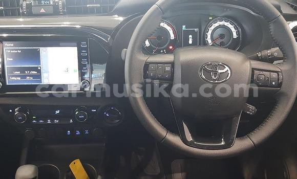 Nunua Ilio tumika Toyota Hilux Nyeupe Gari ndani ya Beitbridge nchini Matabeleland Kusini Nunua Ilio tumika Toyota Hilux Nyeupe Gari ndani ya Beitbridge nchini Matabeleland Kusini