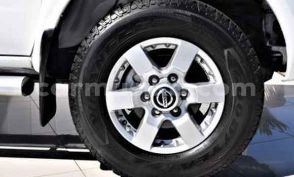 Acheter Occasion Voiture Nissan Hardbody Blanc à Beitbridge, Matabeleland South Acheter Occasion Voiture Nissan Hardbody Blanc à Beitbridge, Matabeleland South