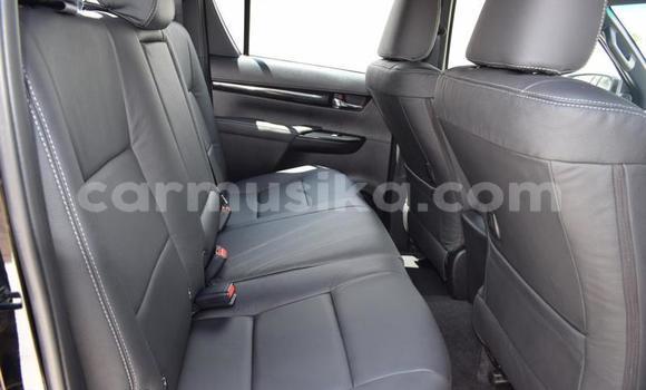 Acheter Occasion Voiture Toyota Hilux Noir à Beitbridge, Matabeleland South Acheter Occasion Voiture Toyota Hilux Noir à Beitbridge, Matabeleland South