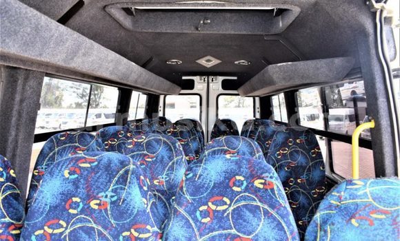 Acheter Occasion Utilitaire Hino 300 Series Blanc à Beitbridge, Matabeleland South Acheter Occasion Utilitaire Hino 300 Series Blanc à Beitbridge, Matabeleland South