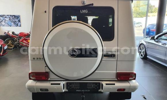 Tenga Tsaru Mercedes‒Benz GL–Class Chena Mota in Beitbridge in Matabeleland South Tenga Tsaru Mercedes‒Benz GL–Class Chena Mota in Beitbridge in Matabeleland South