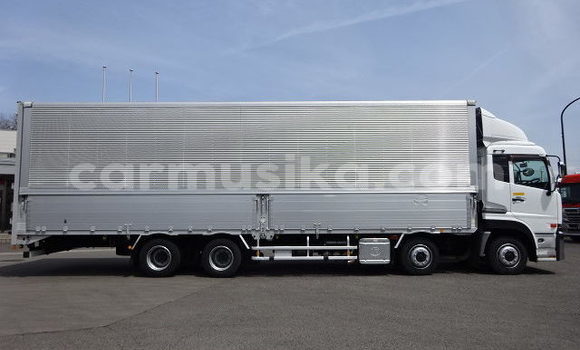 Acheter Occasion Utilitaire Nissan UD Blanc à Beitbridge, Matabeleland South Acheter Occasion Utilitaire Nissan UD Blanc à Beitbridge, Matabeleland South