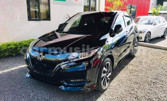 Buy Used Honda Vezel Black Car in Harare in Harare Buy Used Honda Vezel Black Car in Harare in Harare