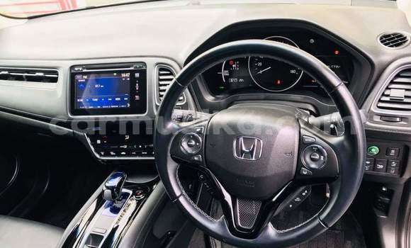 Acheter Occasion Voiture Honda Vezel Gris à Beitbridge, Matabeleland South Acheter Occasion Voiture Honda Vezel Gris à Beitbridge, Matabeleland South