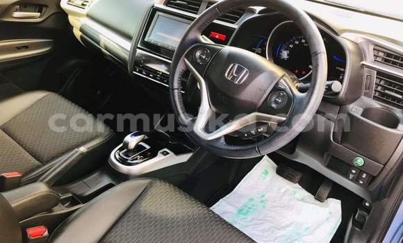 Buy Used Honda Fit Blue Car in Beitbridge in Matabeleland South Buy Used Honda Fit Blue Car in Beitbridge in Matabeleland South