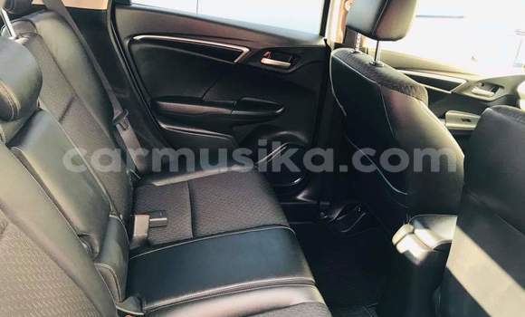 Buy Used Honda Fit Blue Car in Beitbridge in Matabeleland South Buy Used Honda Fit Blue Car in Beitbridge in Matabeleland South