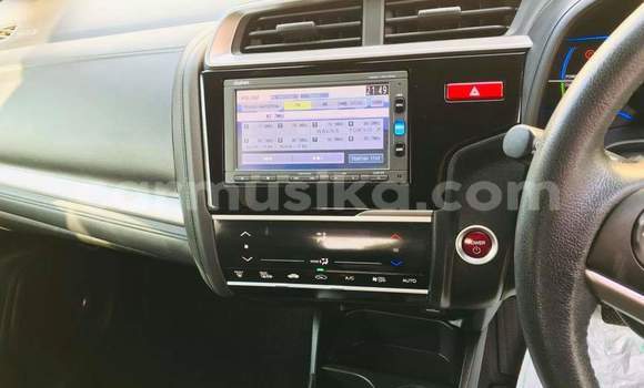 Buy Used Honda Fit Blue Car in Beitbridge in Matabeleland South Buy Used Honda Fit Blue Car in Beitbridge in Matabeleland South