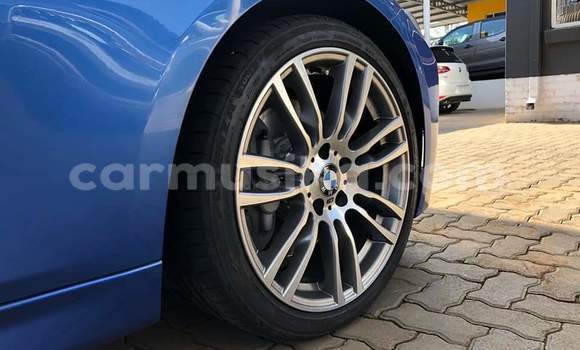 Acheter Occasion Voiture BMW 3–Series Bleu à Beitbridge, Matabeleland South Acheter Occasion Voiture BMW 3–Series Bleu à Beitbridge, Matabeleland South