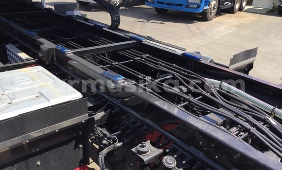 Buy Used Nissan UD White Truck in Beitbridge in Matabeleland South Buy Used Nissan UD White Truck in Beitbridge in Matabeleland South