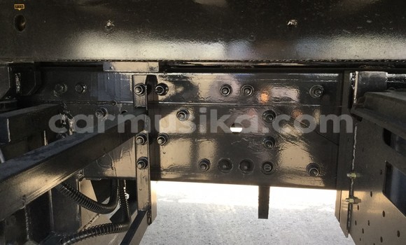 Buy Used Nissan UD White Truck in Beitbridge in Matabeleland South Buy Used Nissan UD White Truck in Beitbridge in Matabeleland South