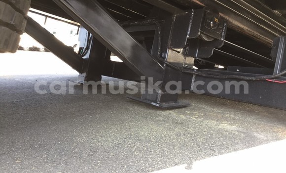 Buy Used Nissan UD White Truck in Beitbridge in Matabeleland South Buy Used Nissan UD White Truck in Beitbridge in Matabeleland South