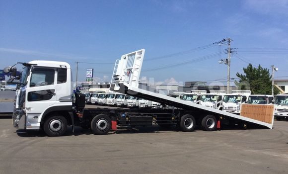 Buy Used Nissan UD White Truck in Beitbridge in Matabeleland South Buy Used Nissan UD White Truck in Beitbridge in Matabeleland South