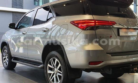 Tenga Tsaru Toyota Fortuner Zvimwe Mota in Borrowdale in Harare Tenga Tsaru Toyota Fortuner Zvimwe Mota in Borrowdale in Harare