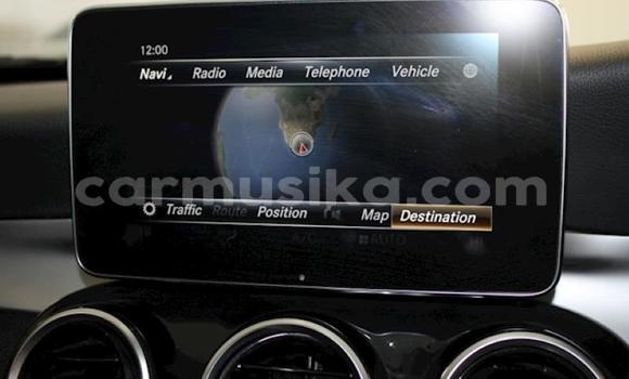 Nunua Ilio tumika Mercedes‒Benz C–Class Nyeupe Gari ndani ya Beitbridge nchini Matabeleland Kusini Nunua Ilio tumika Mercedes‒Benz C–Class Nyeupe Gari ndani ya Beitbridge nchini Matabeleland Kusini