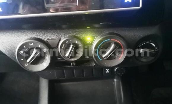 Acheter Occasion Voiture Toyota Hilux Blanc à Beitbridge, Matabeleland South Acheter Occasion Voiture Toyota Hilux Blanc à Beitbridge, Matabeleland South