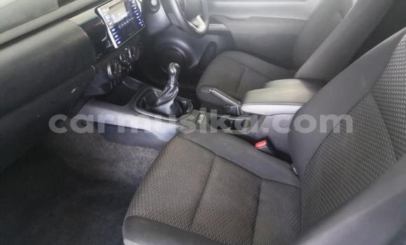 Acheter Occasion Voiture Toyota Hilux Blanc à Beitbridge, Matabeleland South Acheter Occasion Voiture Toyota Hilux Blanc à Beitbridge, Matabeleland South