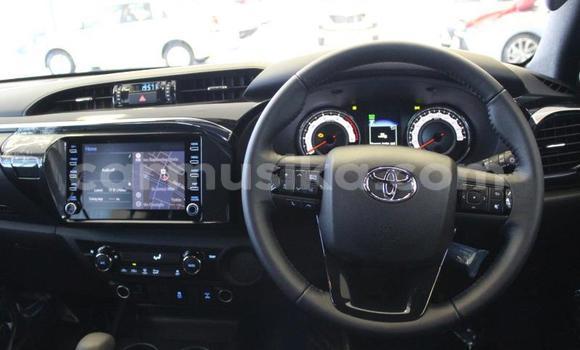 Acheter Occasion Voiture Toyota Hilux Gris à Beitbridge, Matabeleland South Acheter Occasion Voiture Toyota Hilux Gris à Beitbridge, Matabeleland South