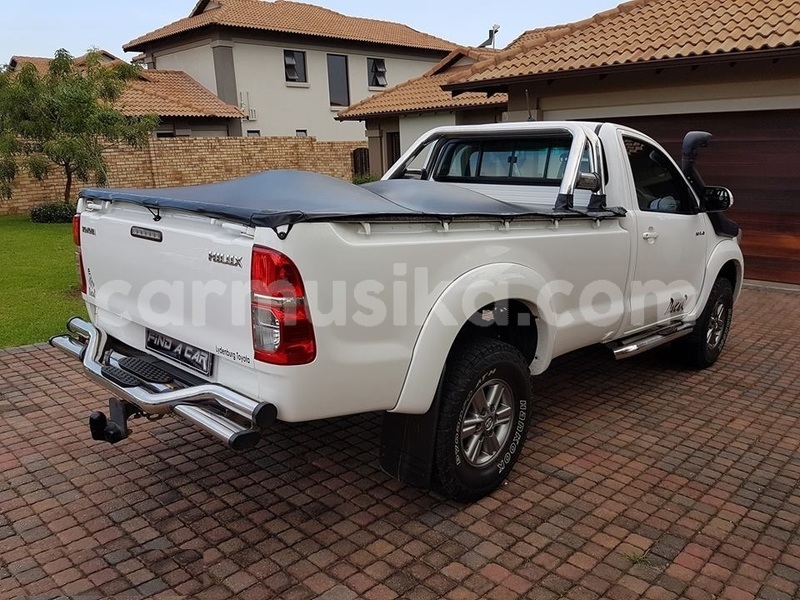 Big with watermark toyota hilux harare borrowdale 14297