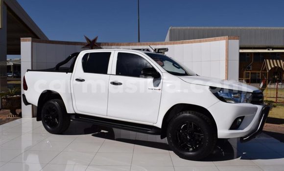 Acheter Occasion Voiture Toyota Hilux Blanc à Borrowdale, Harare