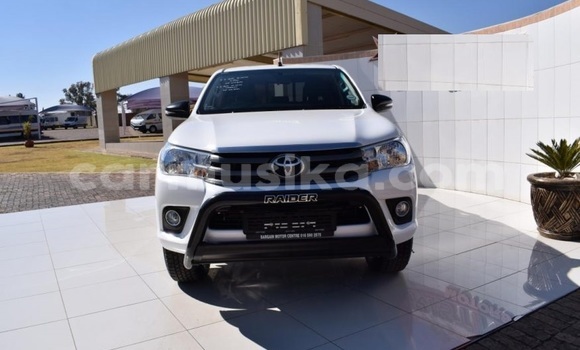 Tenga Tsaru Toyota Hilux Chena Mota in Borrowdale in Harare Tenga Tsaru Toyota Hilux Chena Mota in Borrowdale in Harare