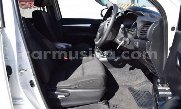 Tenga Tsaru Toyota Hilux Chena Mota in Borrowdale in Harare Tenga Tsaru Toyota Hilux Chena Mota in Borrowdale in Harare