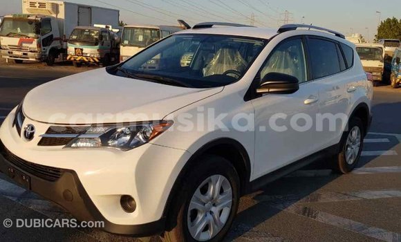 Tenga Imported Toyota RAV4 Chena Mota in Import - Dubai in Harare Tenga Imported Toyota RAV4 Chena Mota in Import - Dubai in Harare