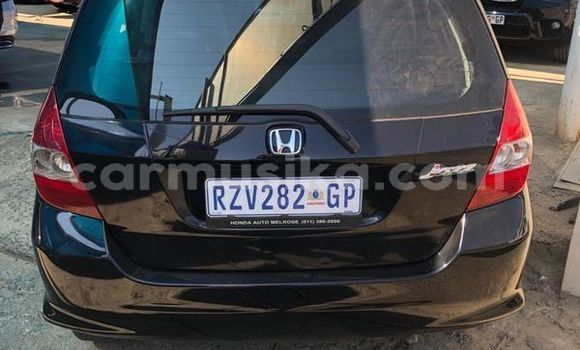 Acheter Occasion Voiture Honda Jazz Noir à Beitbridge, Matabeleland South Acheter Occasion Voiture Honda Jazz Noir à Beitbridge, Matabeleland South